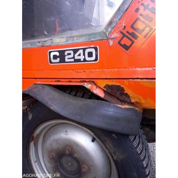 2000 Holder C240-45106203