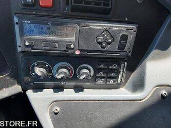 2009-mercedes-benz-intouro-1408673-45106321