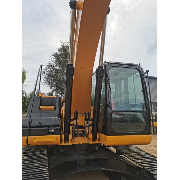 2024 كاتربيلر 320D-45106344