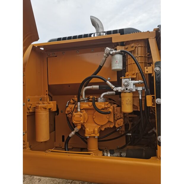 2024 كاتربيلر 320D-45106346