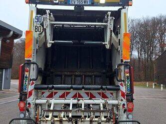 2018-renault-d-wide-1408679-45106435