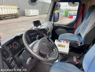 2018-renault-d-wide-1408679-45106437