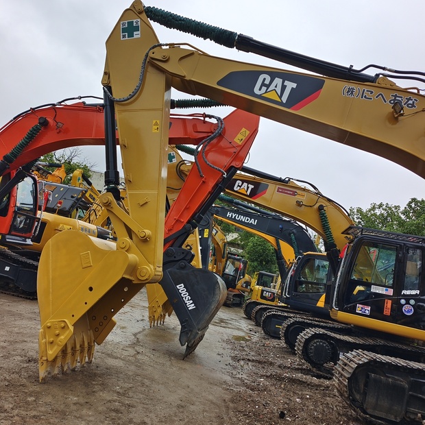 2024 Caterpillar 320D-45106441