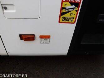 2009-mercedes-benz-intouro-1408687-45106580