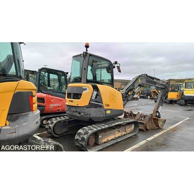 2016 فولفو ECR50D-45106643