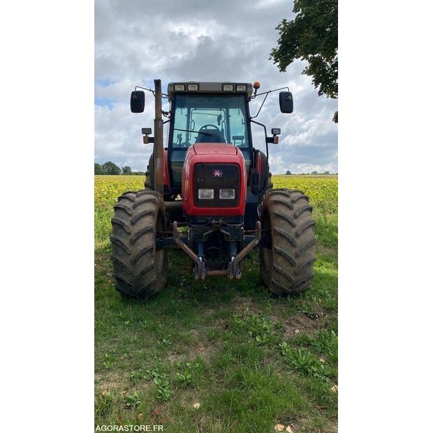 2002 Massey Ferguson 8210-45106761