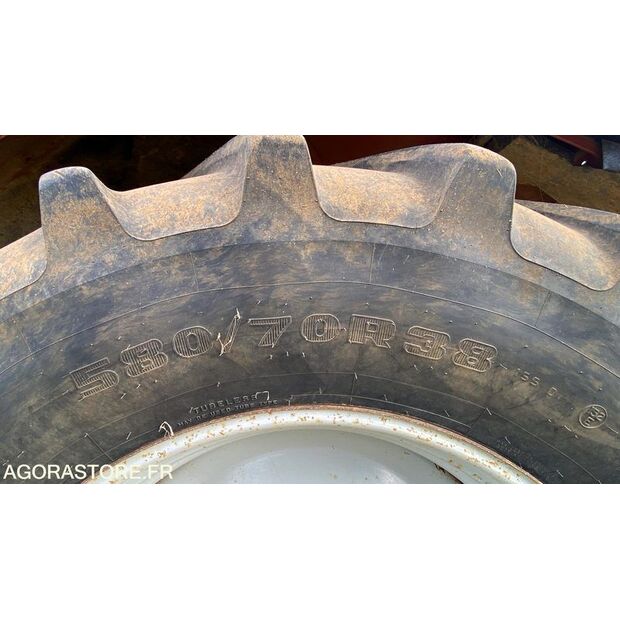 2002 Massey Ferguson 8210-45106763