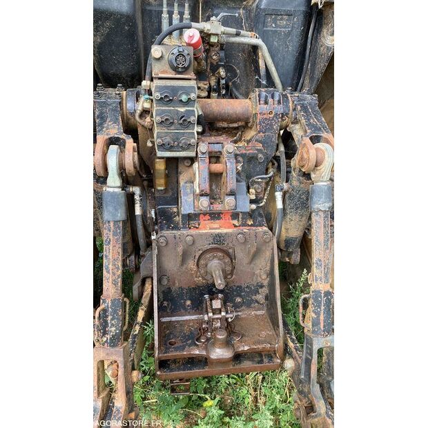 2002 Massey Ferguson 8210-45106765