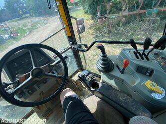 2002-massey-ferguson-8210-45106770