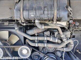 2010-mercedes-benz-intouro-1408712-45106929