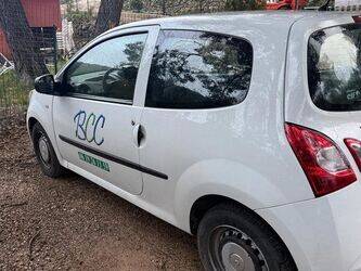 2014-renault-twingo-1408713-45106948