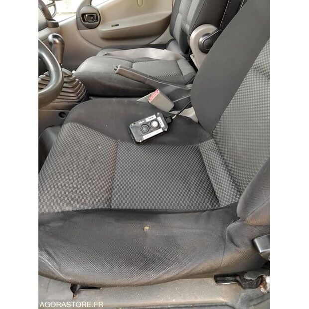 2016 رينو Maxity-45106972