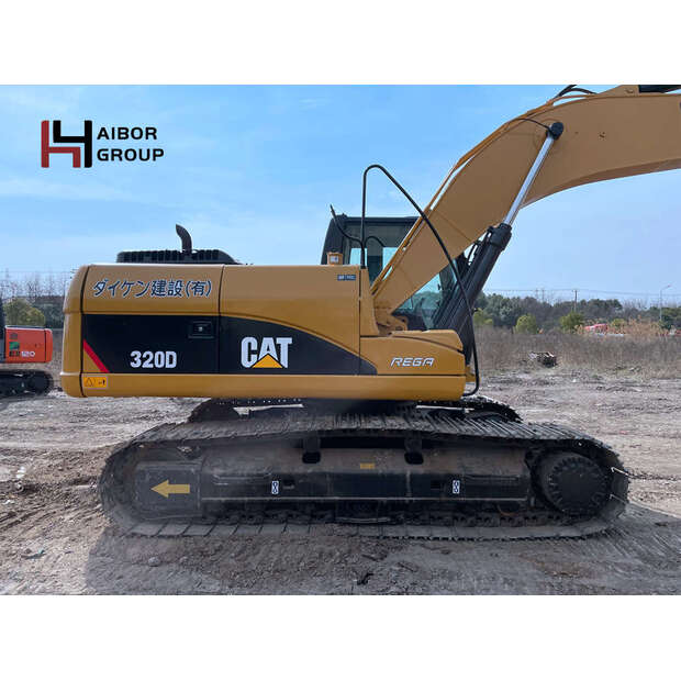 2022 Caterpillar 320D2-45107154