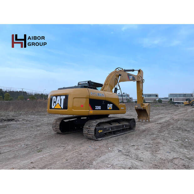 2022 Caterpillar 320D2-45107159