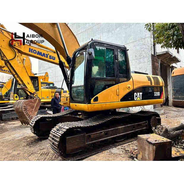 2019 Caterpillar 320D-45107173