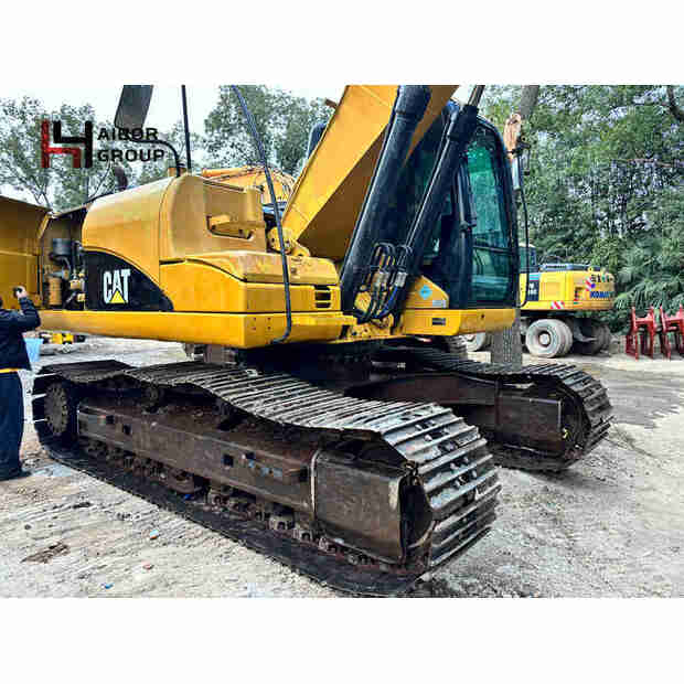 2019 Caterpillar 320D-45107178