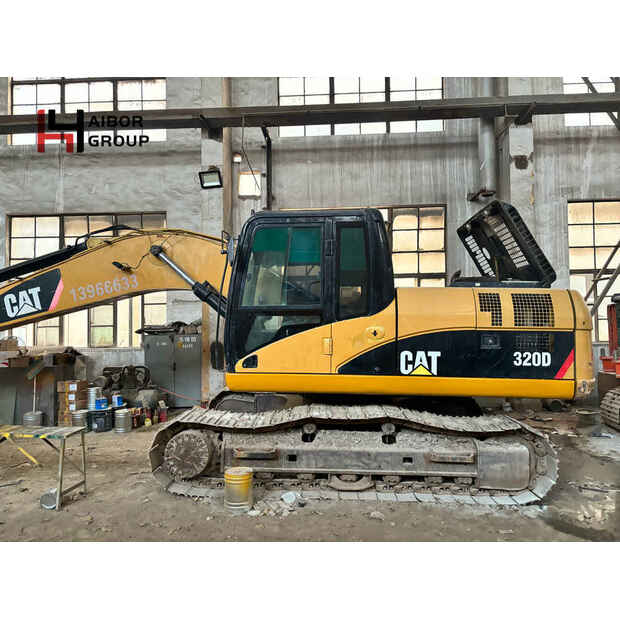 2019 Caterpillar 320D-45107179
