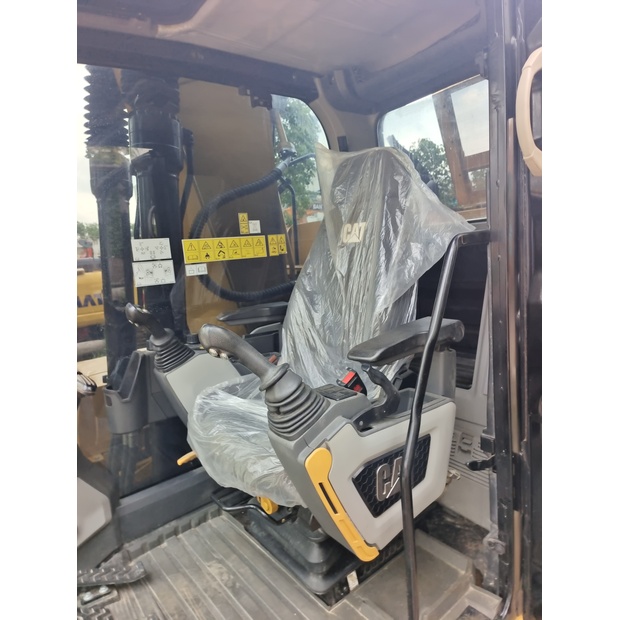 2024 Caterpillar 320GC-45107214