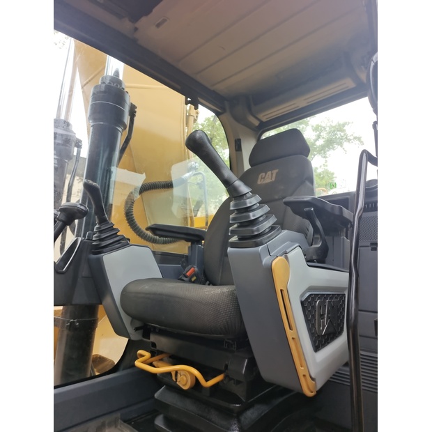 2023 Caterpillar 320GC-45107232