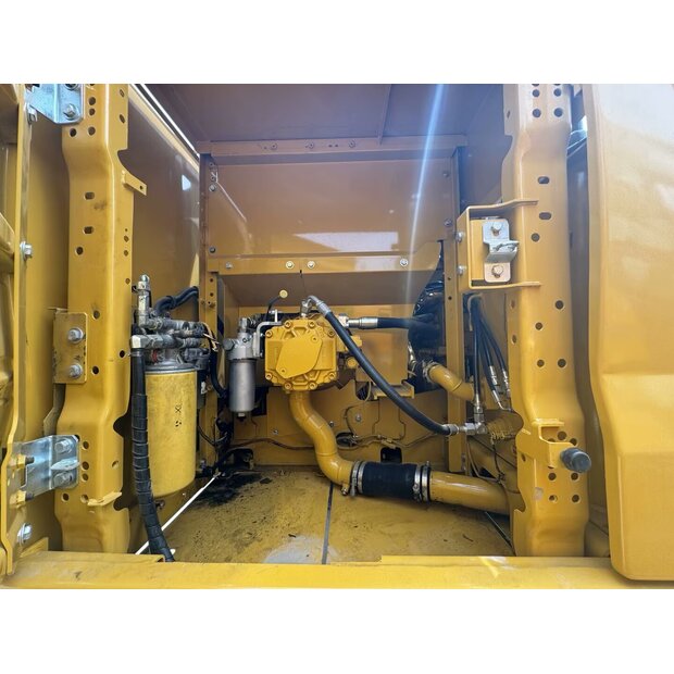 2024 Caterpillar 323GC-45107254