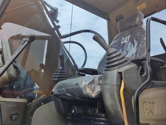 2024-caterpillar-323d-1408739-45107334