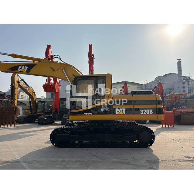 2015 Caterpillar 320B-45107363