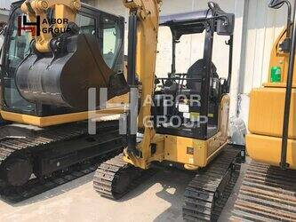 صورة ل حفارات صغيرة 2025 كاتربيلر 303CR