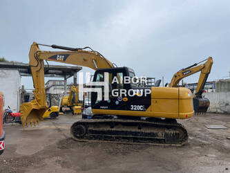 2016-caterpillar-320c-1408750-45107444