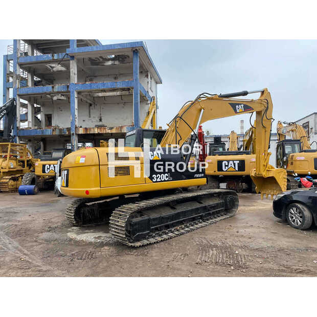2016 Caterpillar 320C-45107446
