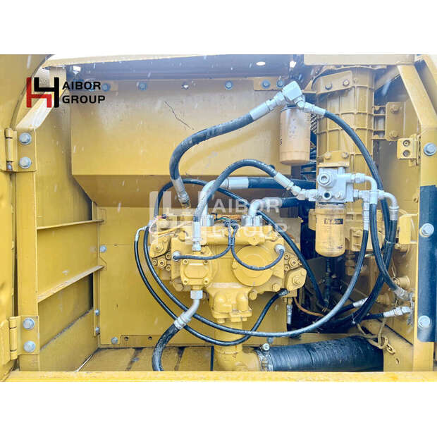 2017 كاتربيلر 320C-45107456