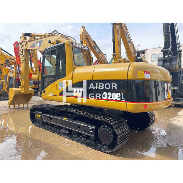 2018 Caterpillar 320C-45107458