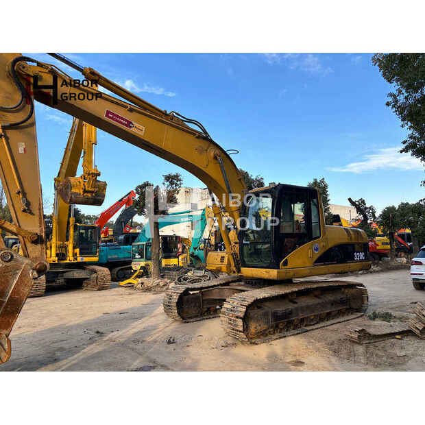 2020 Caterpillar 320C-45107488