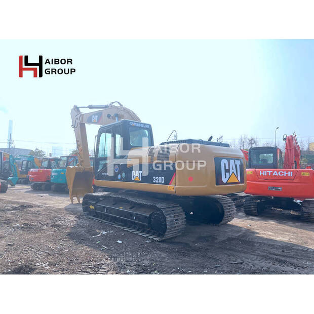 2017 Caterpillar 2320D-45107627