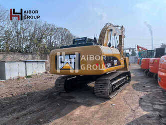 2017-caterpillar-2320d-45107629