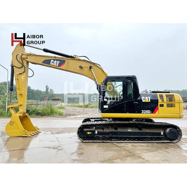 2018 كاتربيلر 2320D-45107631