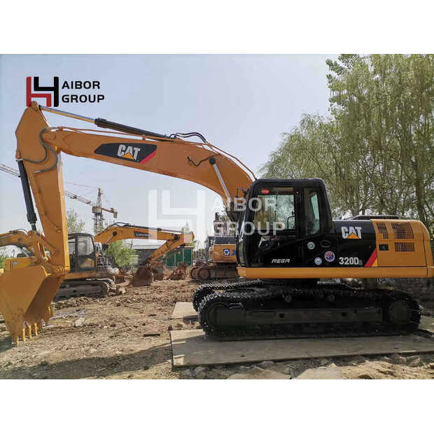 2020 كاتربيلر 2320D-45107653