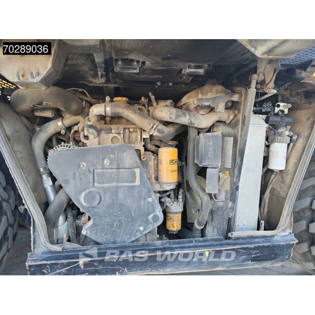 2017 جيه سي بي HD110W-45107668