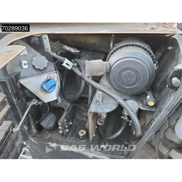 2017 جيه سي بي HD110W-45107671