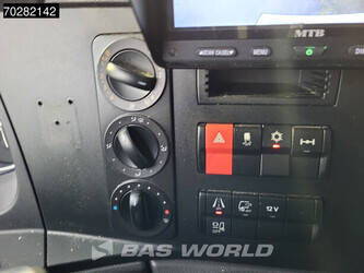 2018-mercedes-benz-atego-1524-1382034-45107833