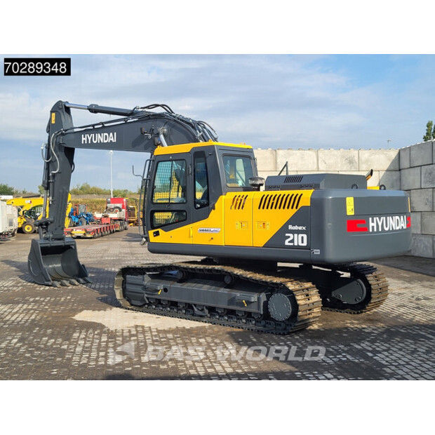 2025 هيونداي R210-45108666