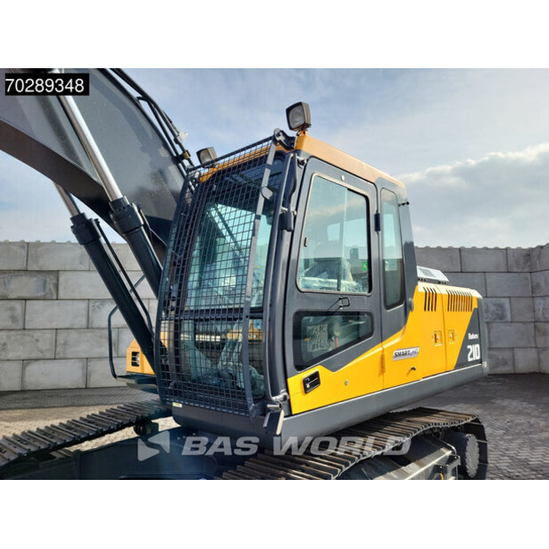 2025 هيونداي R210-45108686