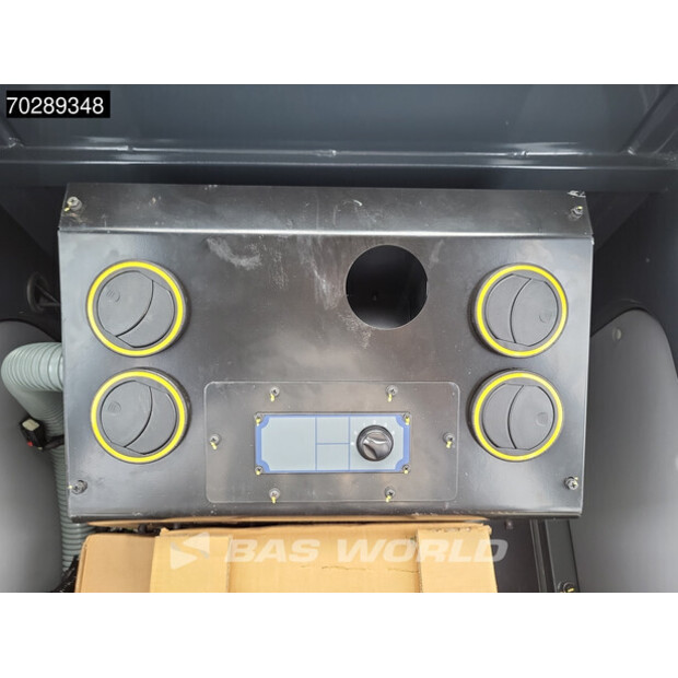 2025 هيونداي R210-45108698