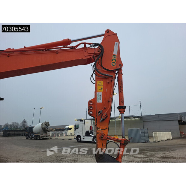 2017 Hitachi ZX210LC-6-45108868