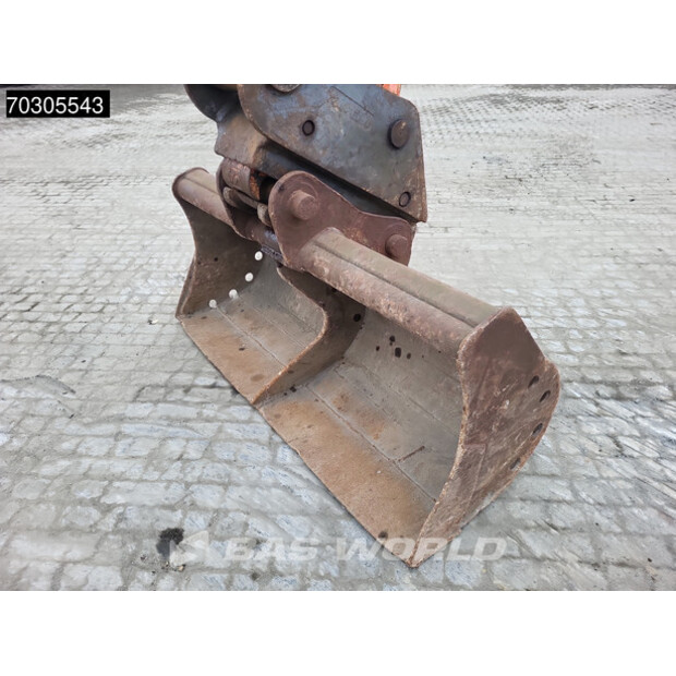 2017 Hitachi ZX210LC-6-45108869