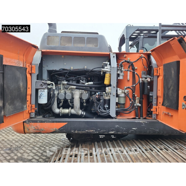 2017 Hitachi ZX210LC-6-45108873