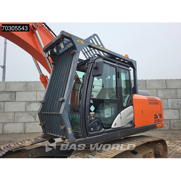 2017 Hitachi ZX210LC-6-45108877