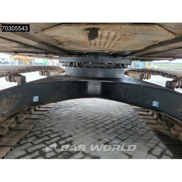 2017 Hitachi ZX210LC-6-45108879