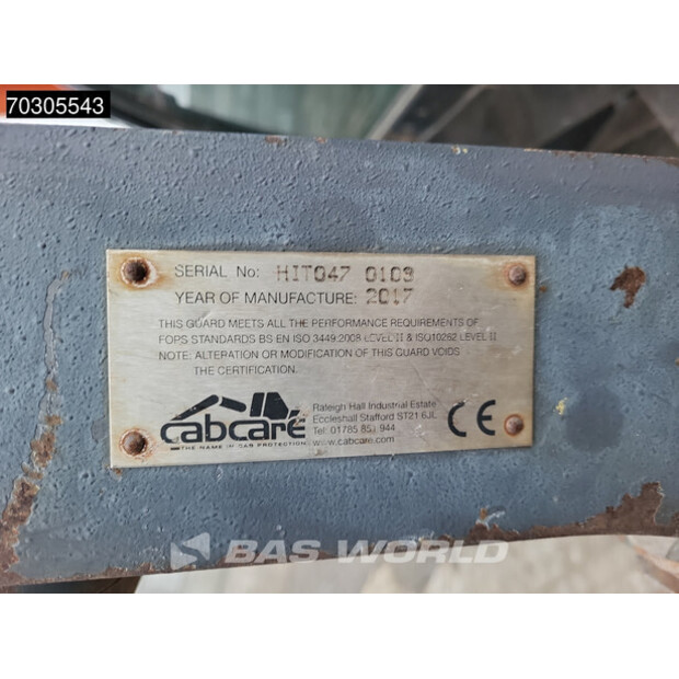 2017 Hitachi ZX210LC-6-45108888