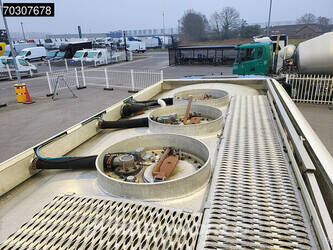 2010-mercedes-benz-axor-1824-1408796-45109142