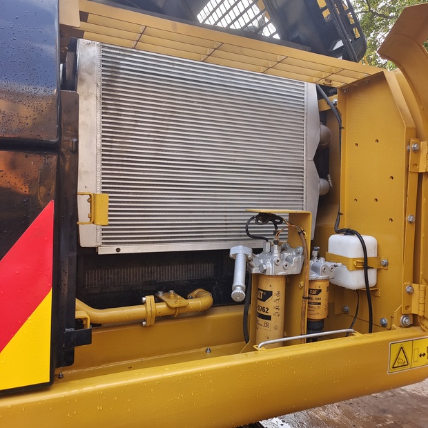 2024 Caterpillar 329D-45109769